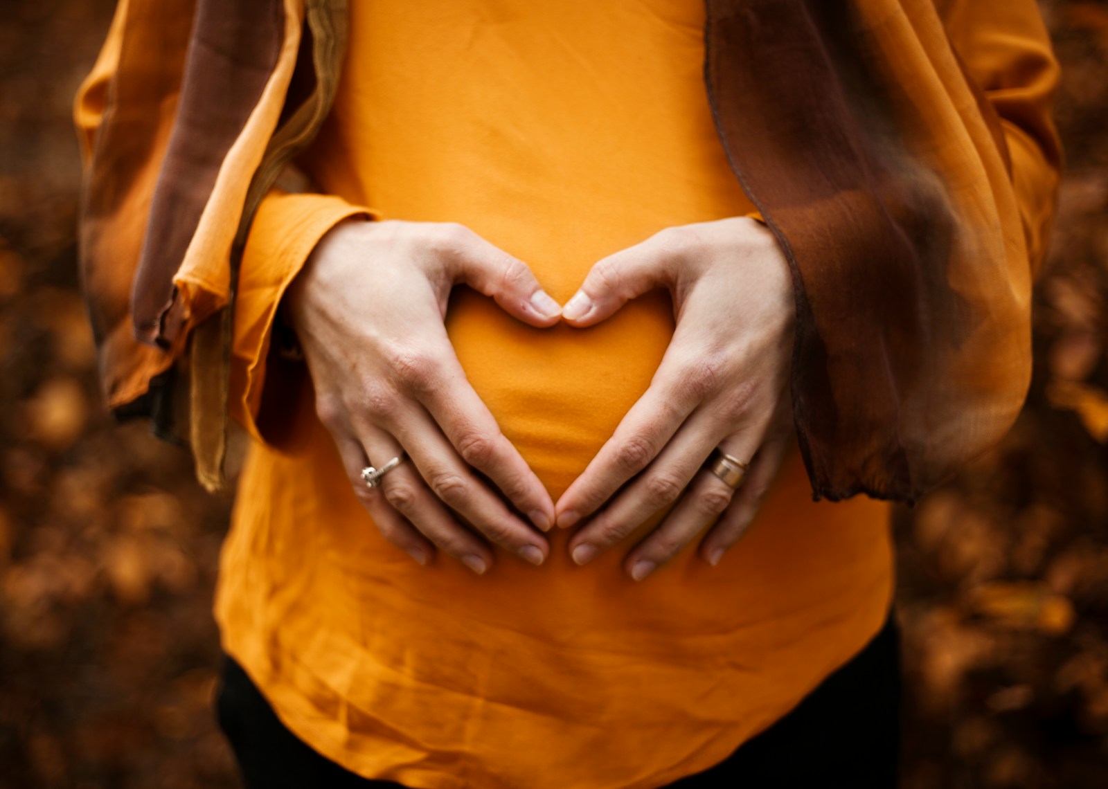 Nuage blanc dans l’urine : un signe de grossesse ou un mythe ?