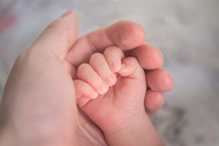 Biberon mam ou nuk : quel choix pour votre bébé ?